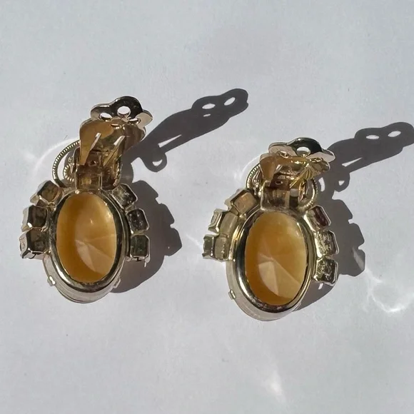Vintage 1950s “Moonglow” earrings. - Picture 2 of 3